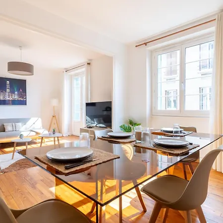 Apartment Le Drelon - Appt Chic En Centre-ville & Garage Pv